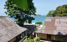 Kata Beachwalk Hotel And Bungalows