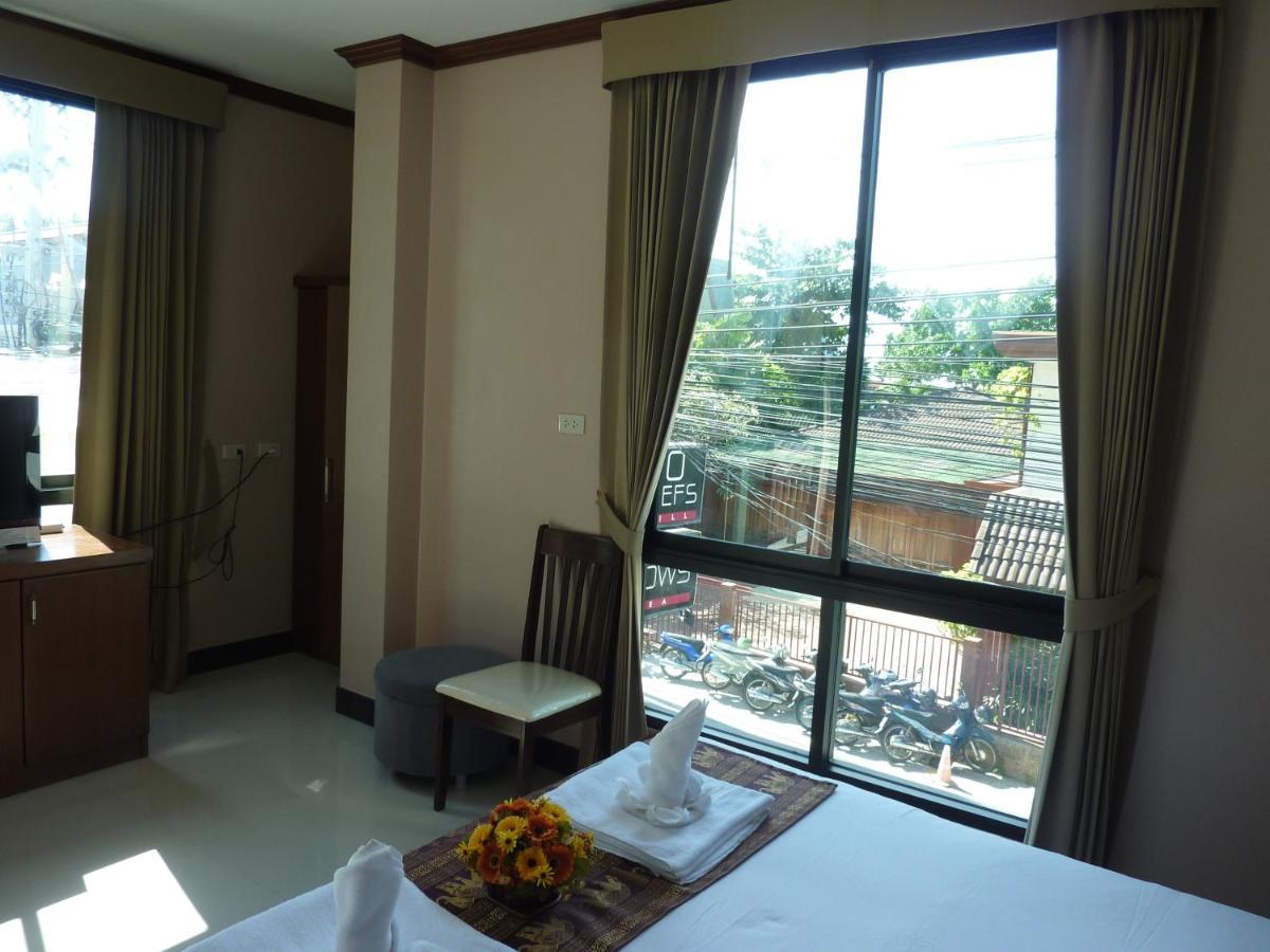 Kata Beachwalk Hotel And Bungalows Экстерьер фото