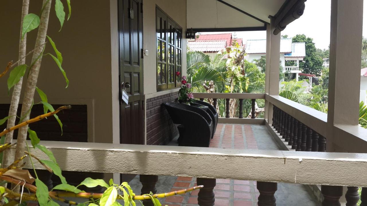 Kata Beachwalk Hotel And Bungalows Экстерьер фото