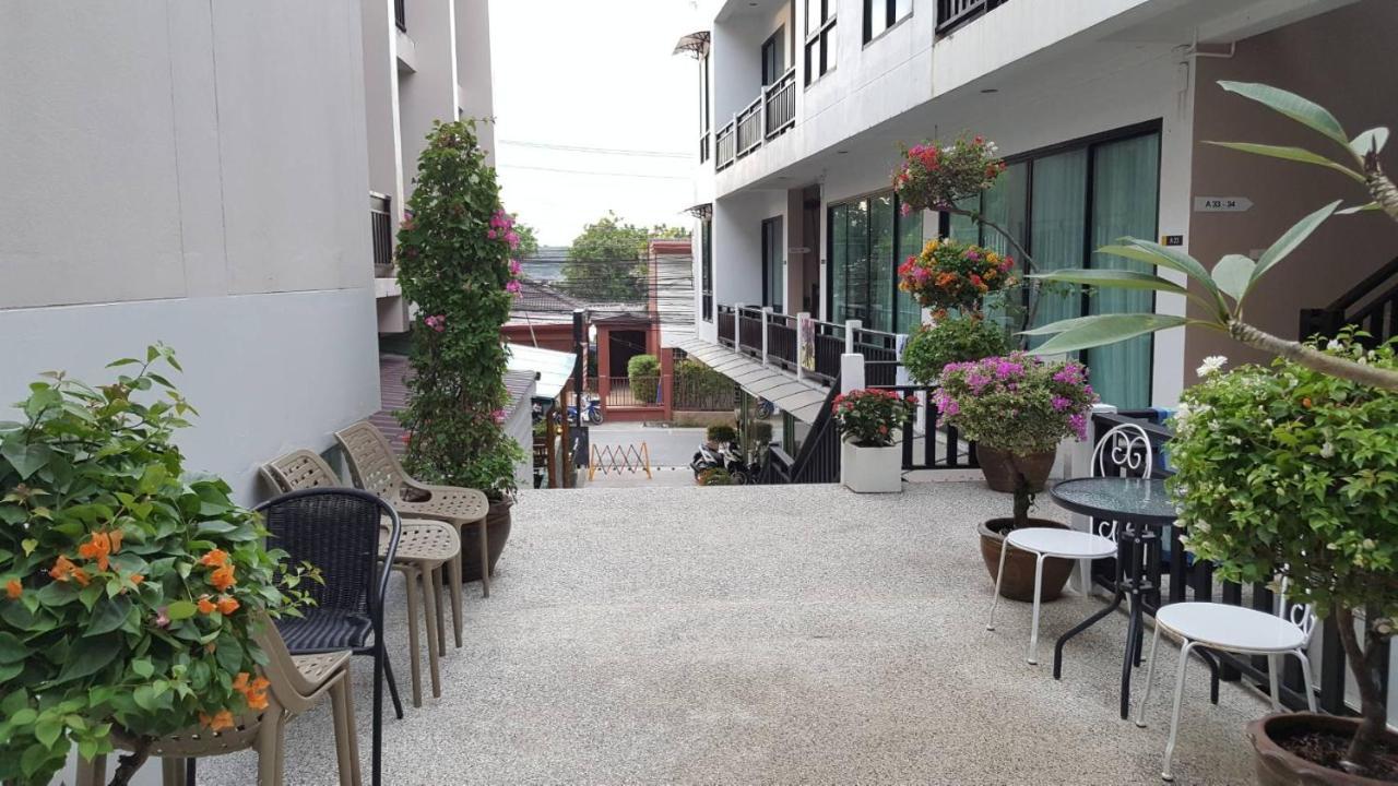 Kata Beachwalk Hotel And Bungalows Экстерьер фото