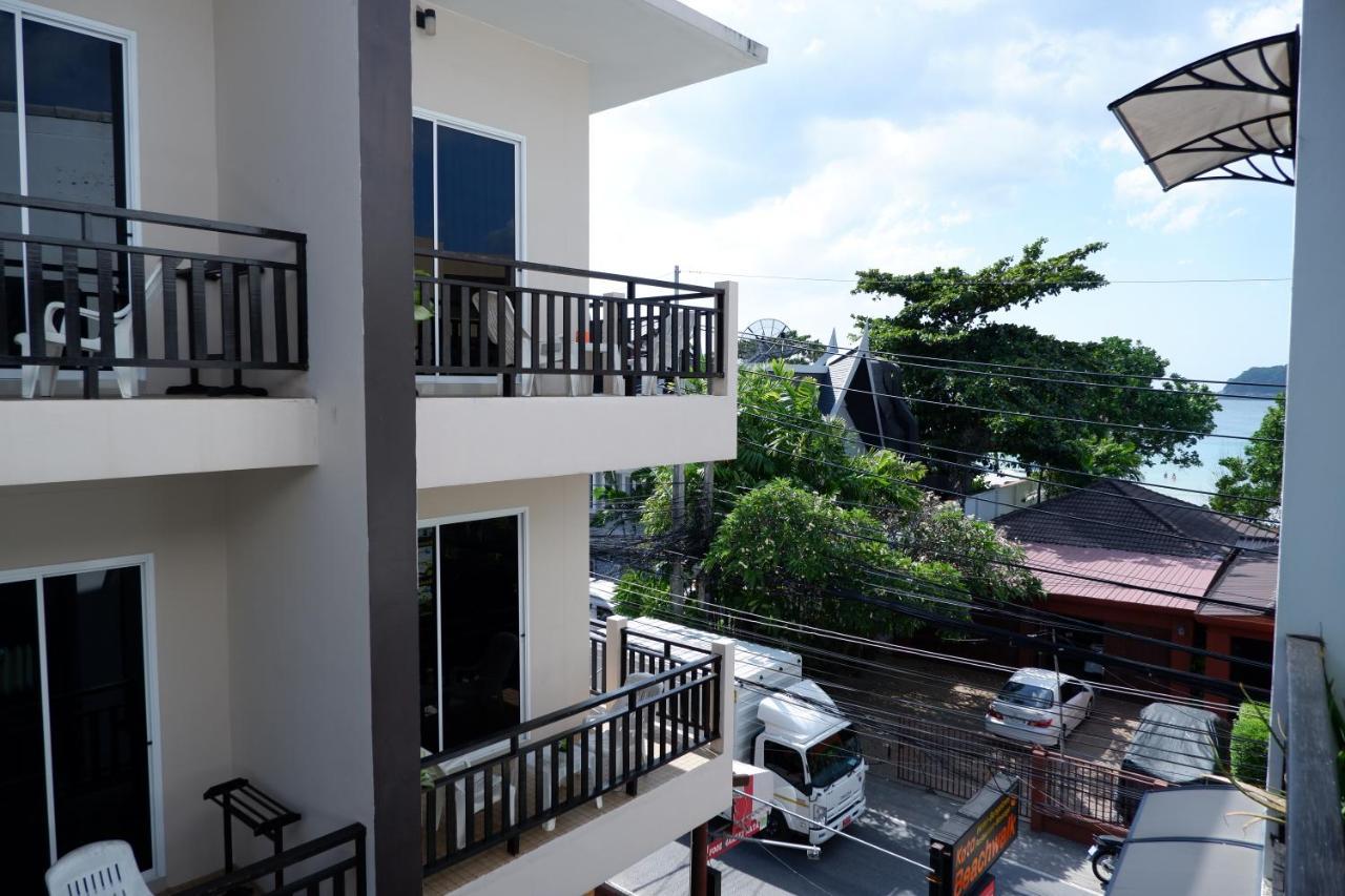 Kata Beachwalk Hotel And Bungalows Экстерьер фото