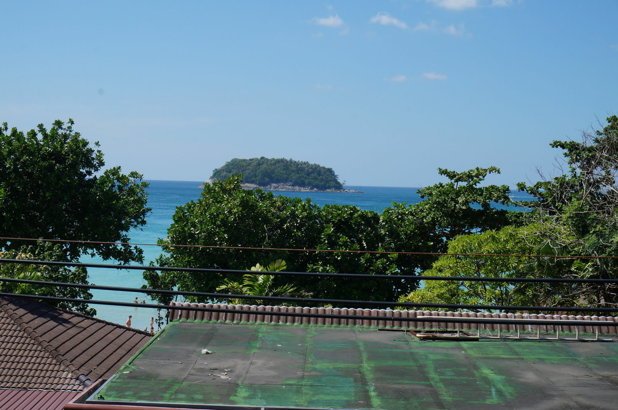 Kata Beachwalk Hotel And Bungalows Экстерьер фото